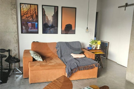 Apartamento à venda com 2 quartos, sendo 1 suíte,  em Pinheiros, São Paulo, SP
