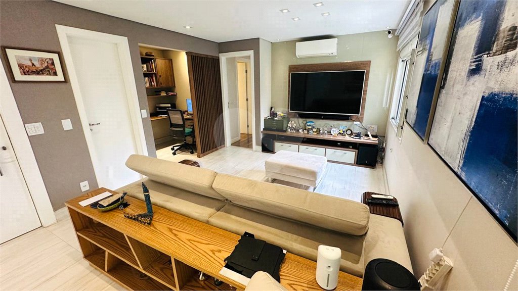 Apartamento à venda com 3 suítes em Vila Mariana, São Paulo, SP