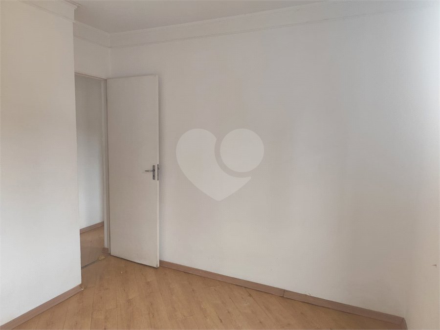 Apartamento à venda com 2 quartos em Horto, São Paulo, SP