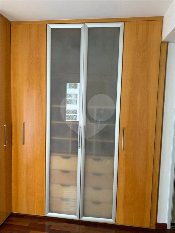 Apartamento à venda com 2 quartos, sendo 1 suíte, em Vila Mariana, São Paulo, SP