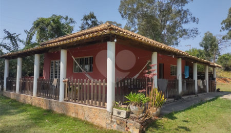 Chácara à venda com 4 quartos em Residencial Chácara da Planície, Sorocaba, SP