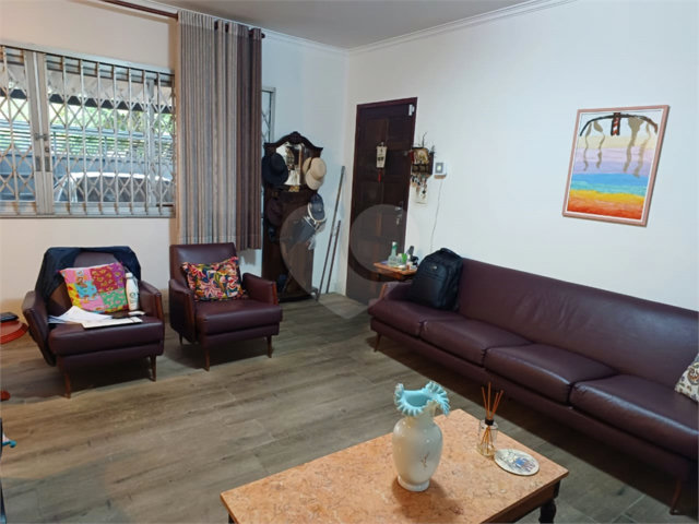 Casa à venda com 3 quartos, sendo 1 suíte,  em Santana, São Paulo, SP