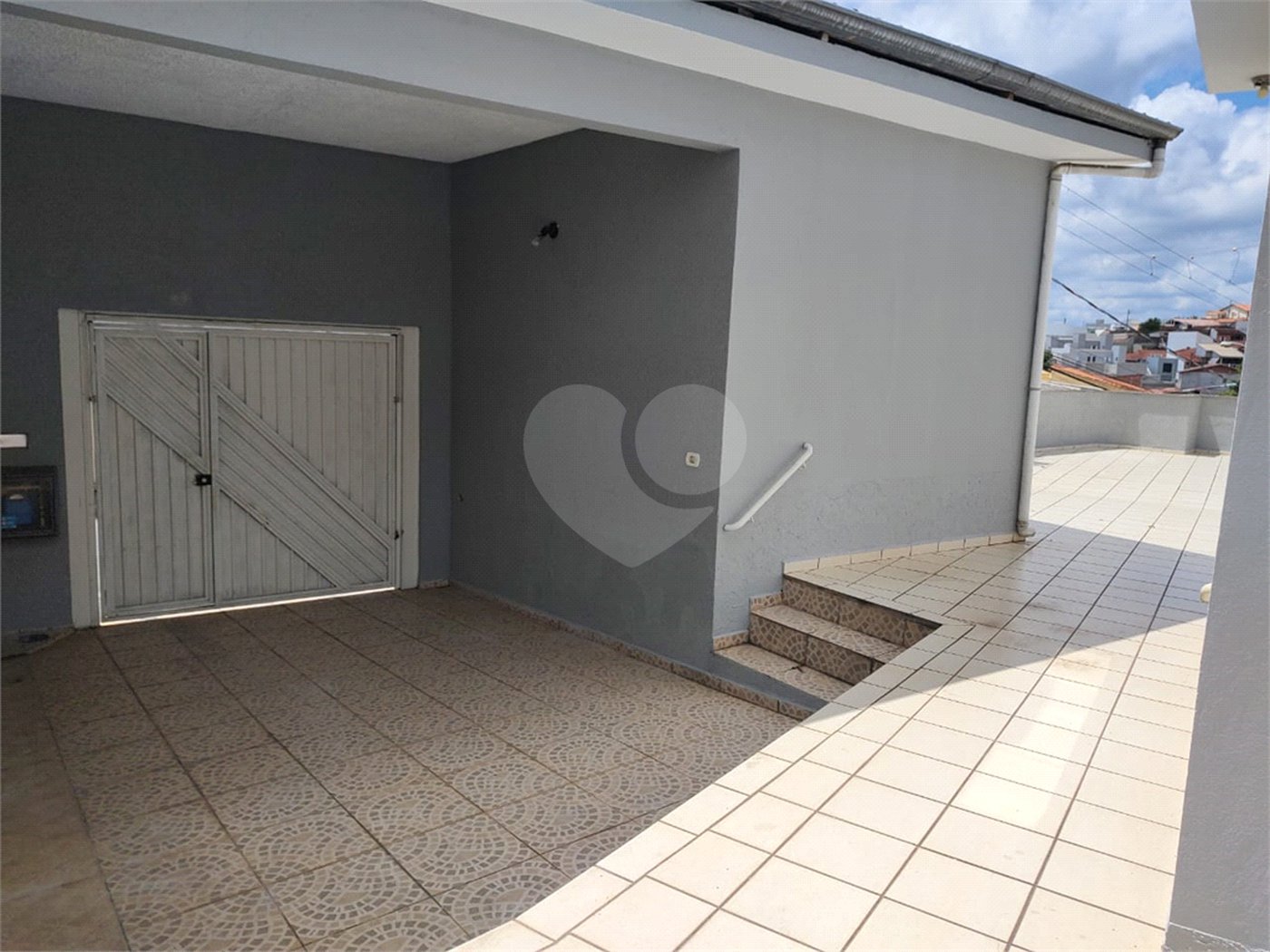 Casa à venda com 3 quartos, sendo 1 suíte,  em Jardim Cintia, Mogi das Cruzes, SP