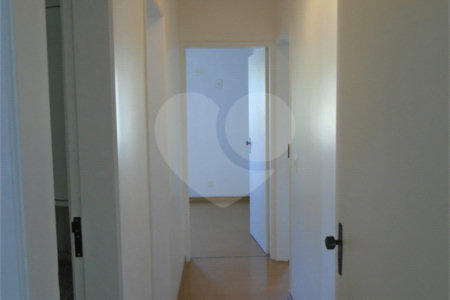 Apartamento à venda com 3 quartos, sendo 1 suíte, em Vila Oliveira, Mogi das Cruzes, SP