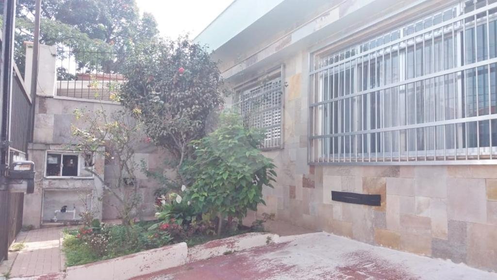 Casa Térrea à venda com 3 quartos, sendo 1 suíte,  em Parque Jabaquara, São Paulo, SP