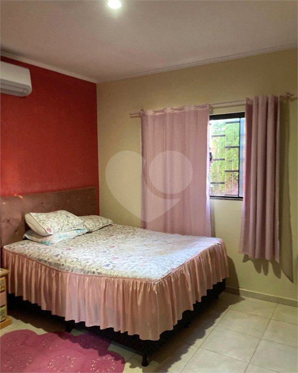 Casa à venda com 3 quartos em Parque dos Ipês I, Ponta Porã, MS