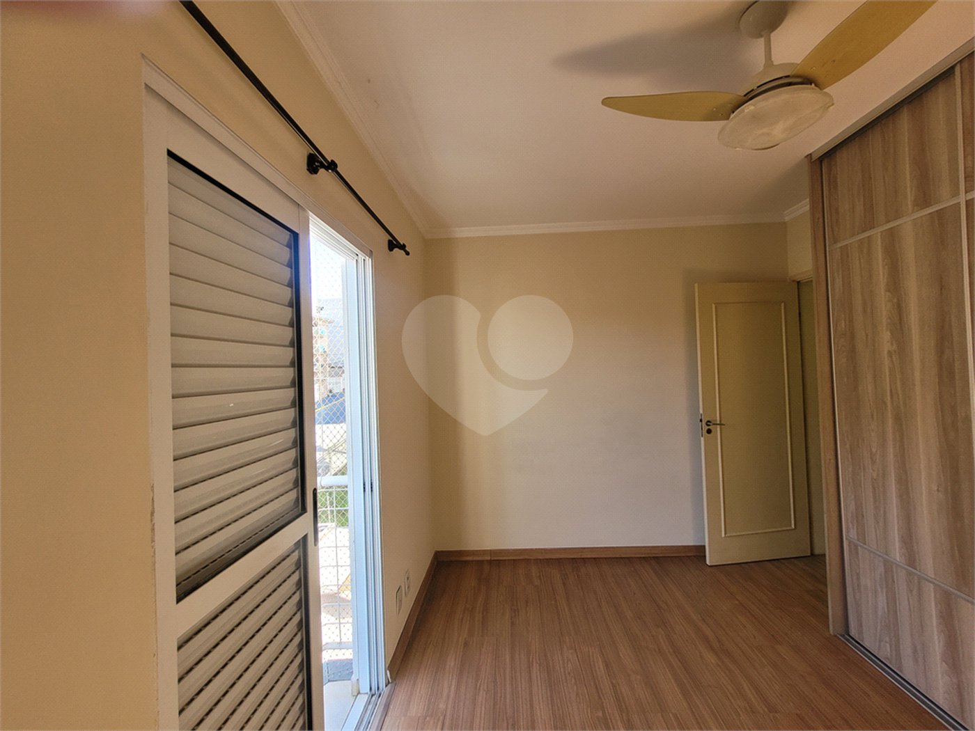 Apartamento à venda com 3 quartos, sendo 1 suíte, em Parque Campolim, Sorocaba, SP