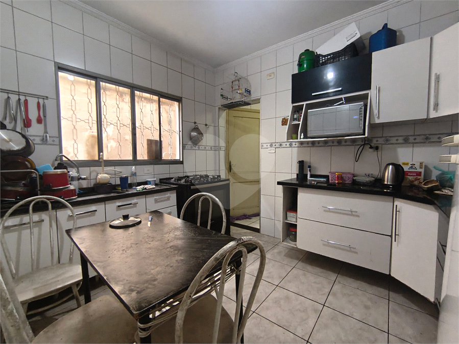 Sobrado à venda com 8 quartos, sendo 2 suítes, em Parada Inglesa, São Paulo, SP