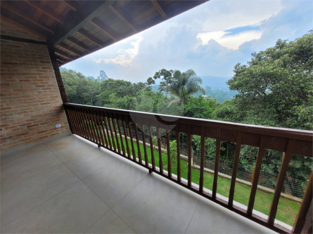 Casa à venda com 2 quartos, sendo 1 suíte,  em Serra da Cantareira, Mairiporã, SP