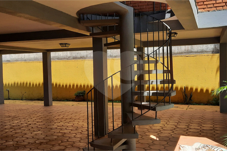 Casa à venda ou para alugar com 4 quartos, sendo 2 suítes, em Mantiqueira, Mairiporã, SP