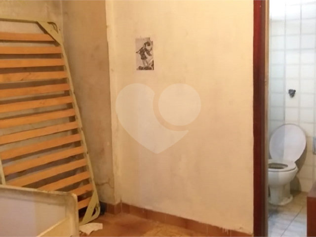 Sobrado à venda ou para alugar com 4 quartos, sendo 1 suíte,  em Santana, São Paulo, SP