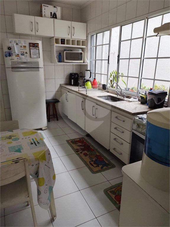 Sobrado à venda com 2 quartos, sendo 1 suíte,  em Jardim São Pedro, Mogi das Cruzes, SP