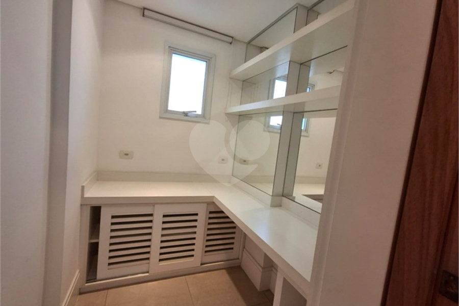 Apartamento à venda com 4 quartos, sendo 3 suítes, em Santana, São Paulo, SP