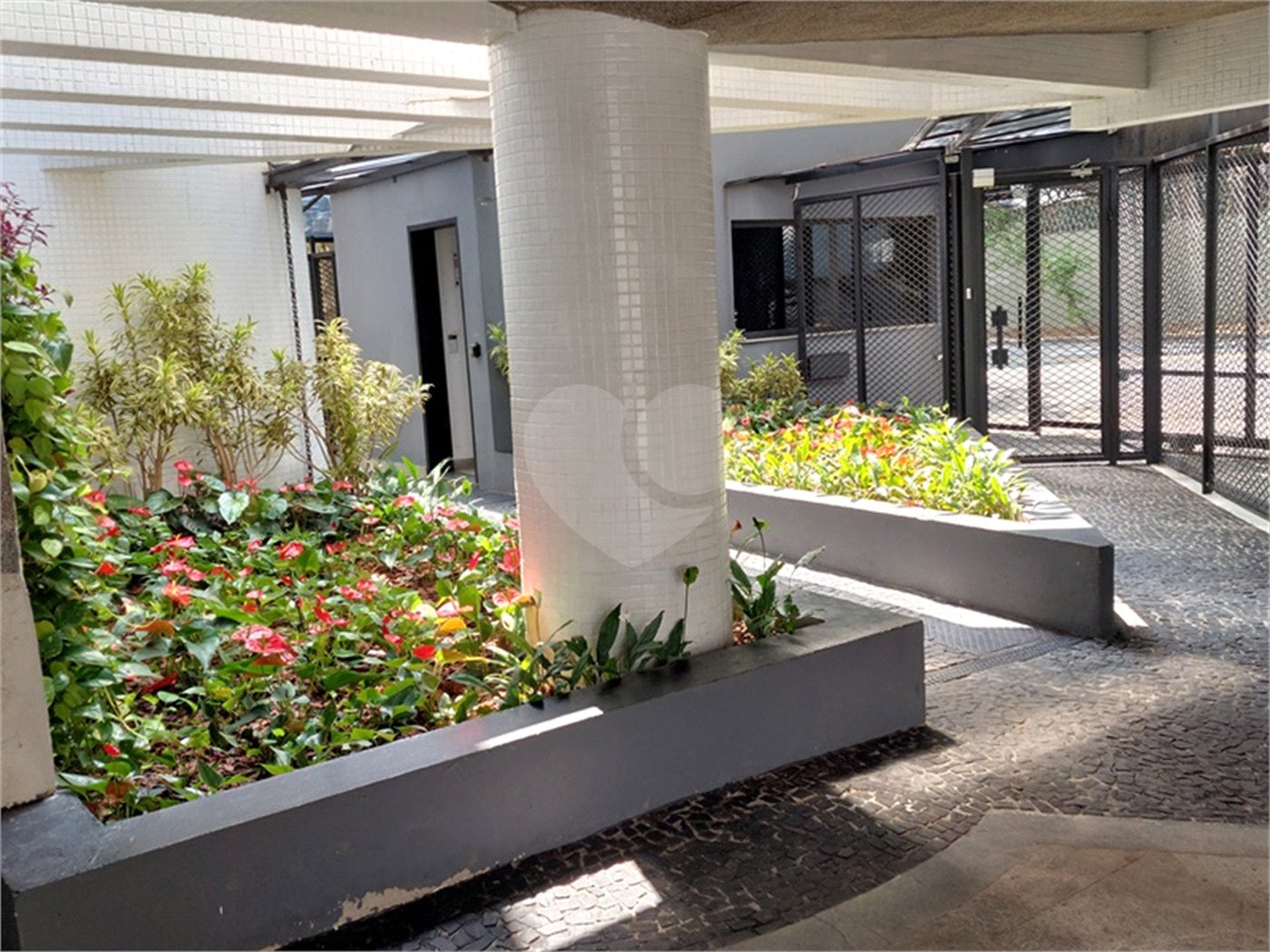 Apartamento à venda com 1 suíte em Vila Suzana, São Paulo, SP