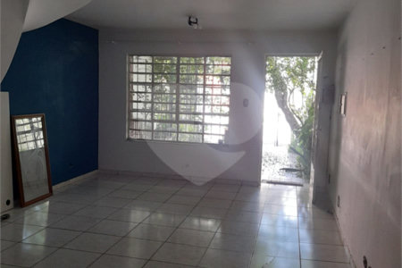 Sobrado à venda com 3 quartos, sendo 1 suíte, em Vila Mariana, São Paulo, SP