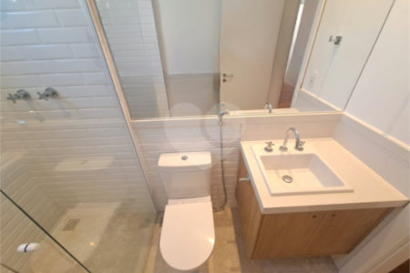 Casa à venda ou para alugar com 3 suítes no condomínio Boulevard Ibirapuera, São Paulo - SP
