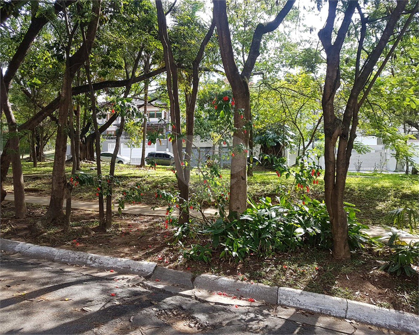 Sobrado à venda com 3 quartos, sendo 2 suítes, em Chácara Monte Alegre, São Paulo, SP