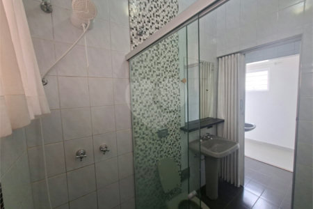 Casa à venda ou para alugar com 3 quartos, sendo 1 suíte, em Vila Aparecida, Itapetininga, SP