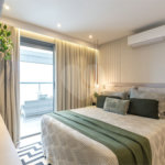 Apartamento à venda com 4 quartos, sendo 3 suítes,  em Jardim das Acácias, São Paulo, SP