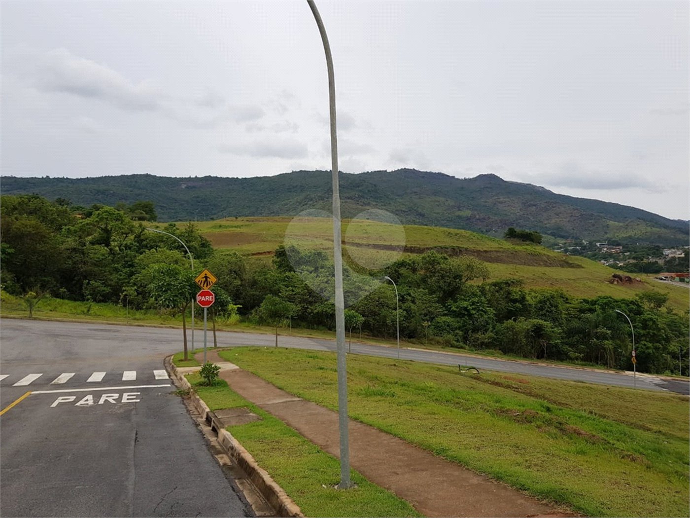 Terreno à venda em San Fernando Valley, Atibaia, SP