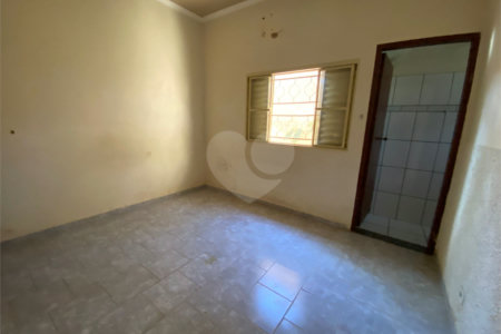 Casa à venda com 3 quartos, sendo 2 suítes, no Centro, Três Lagoas, MS