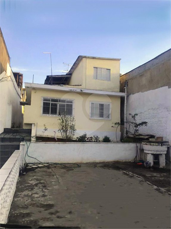 Casa à venda com 7 quartos, sendo 1 suíte, em Aliança, Osasco, SP