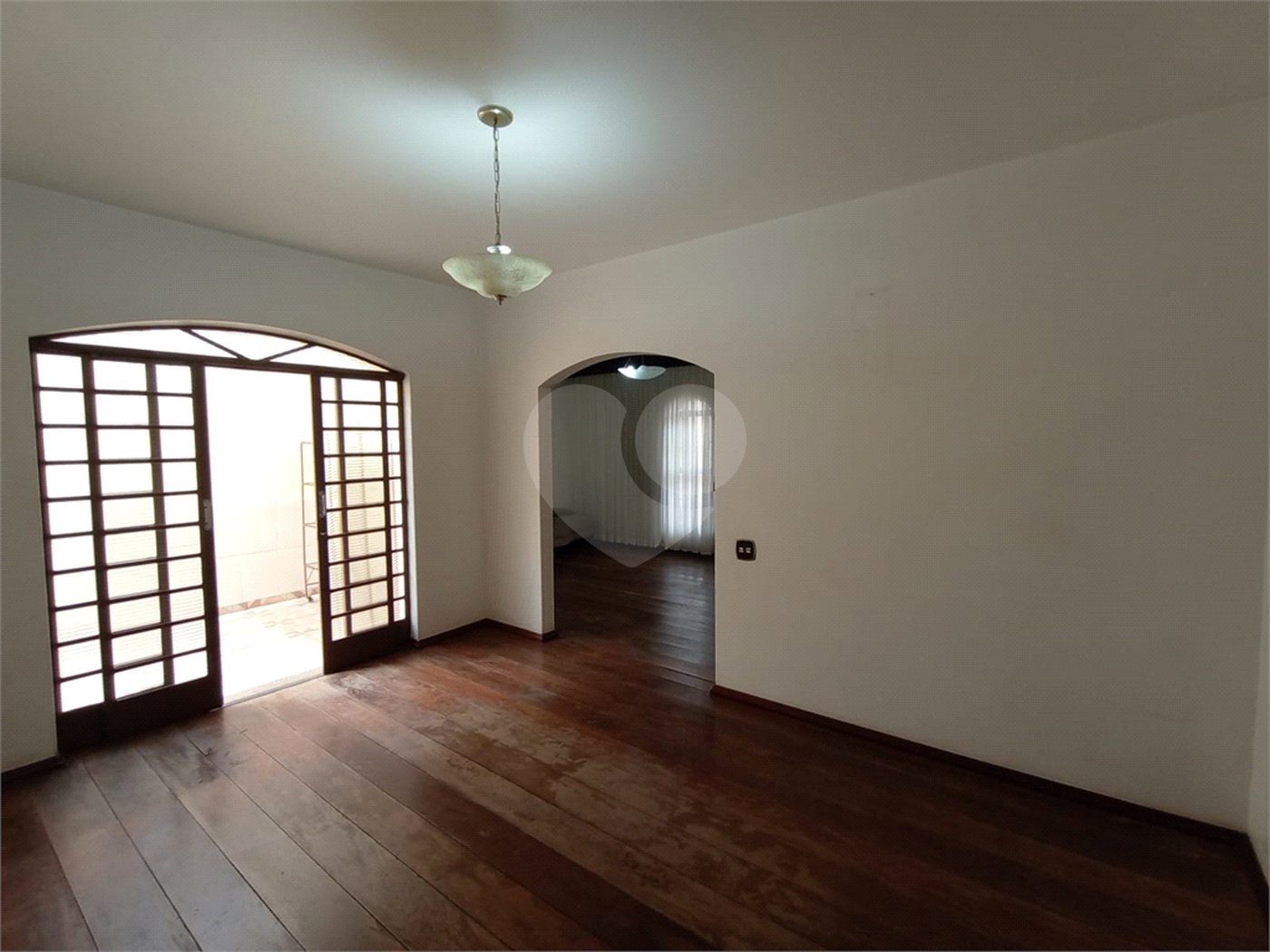 Casa à venda com 4 quartos, sendo 1 suíte,  no Centro, Itapetininga, SP