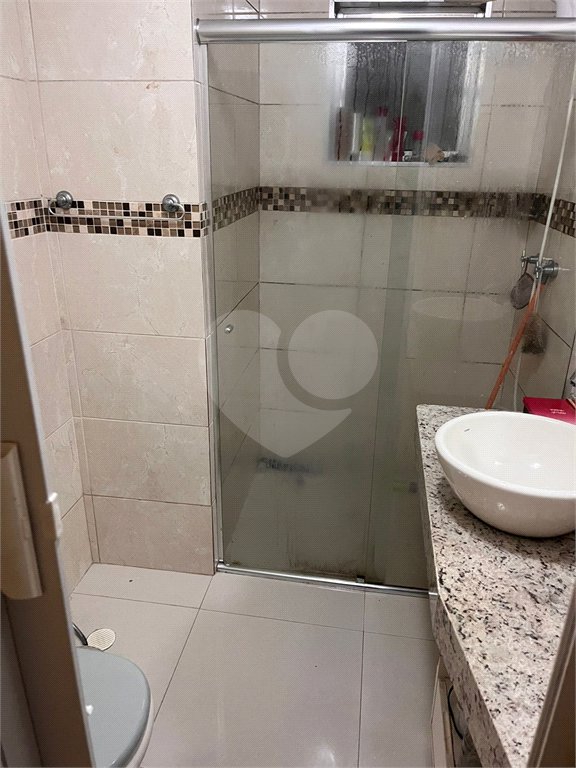 Sobrado à venda com 4 quartos, sendo 1 suíte, em Vila Antonieta, São Paulo, SP