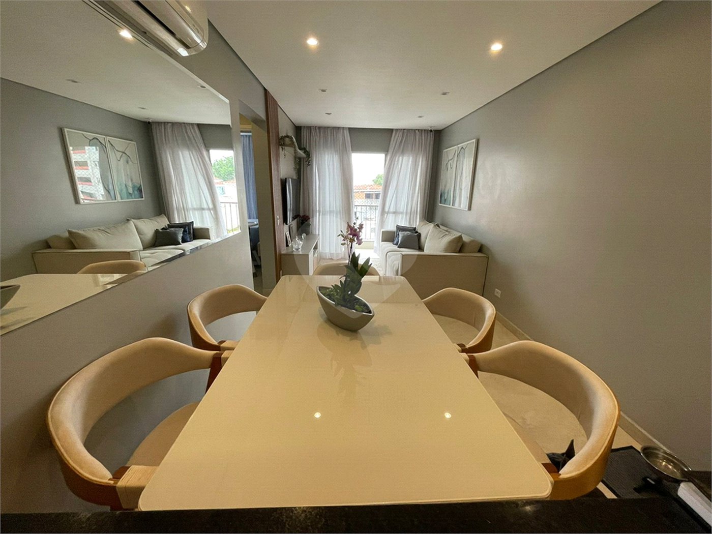 Apartamento à venda com 2 quartos em Vila Pereira Barreto, São Paulo, SP