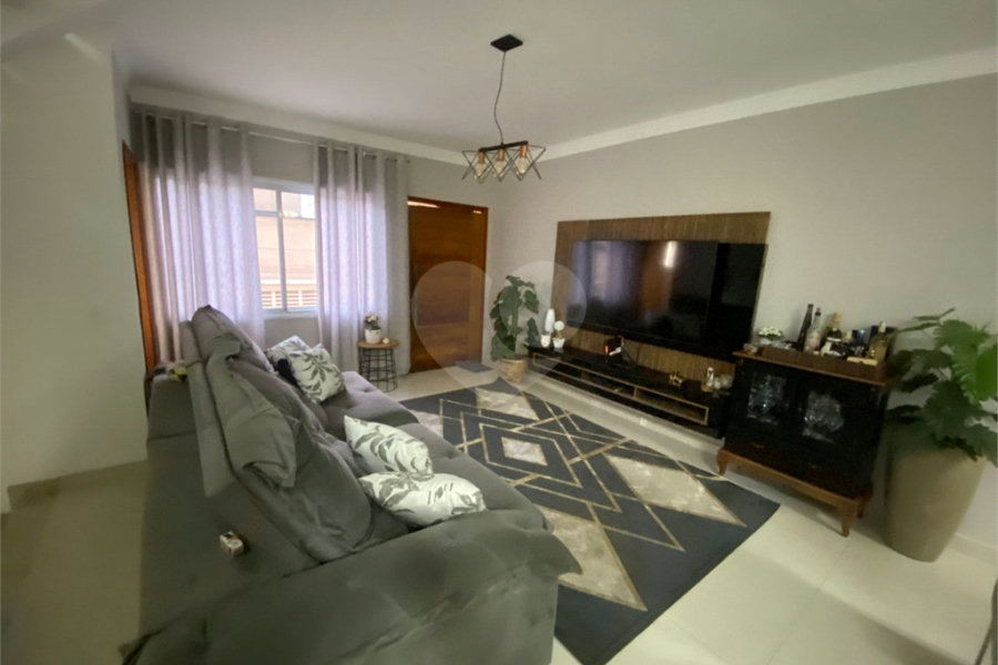 Casa à venda com 3 suítes no condomínio Belle Villle, São Paulo - SP