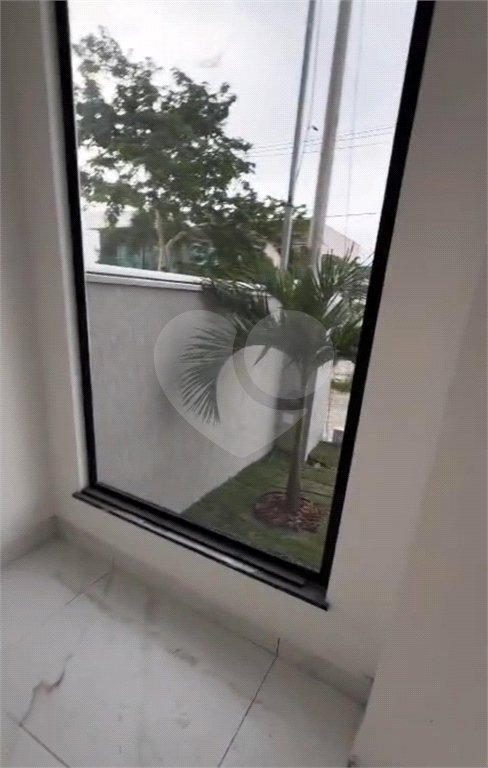 Casa à venda com 3 quartos, sendo 1 suíte, no condomínio Grand Park, Rio de Janeiro - RJ