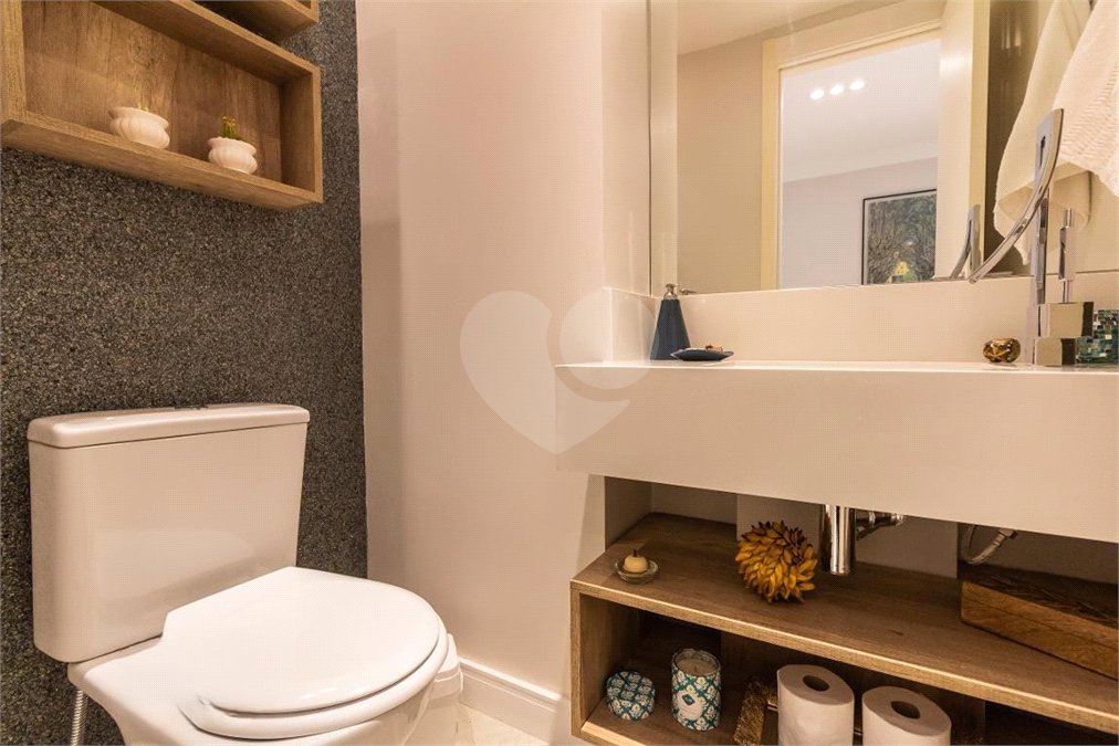 Apartamento à venda ou para alugar com 2 quartos, sendo 1 suíte, em Vila Gertrudes, São Paulo, SP