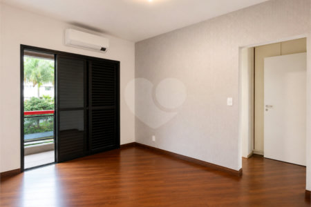 Apartamento à venda com 3 quartos, sendo 1 suíte, em Vila Mascote, São Paulo, SP