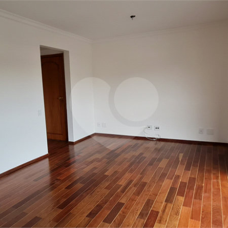 Apartamento para alugar com 3 quartos, sendo 1 suíte, em Chácara Santo Antônio, São Paulo, SP