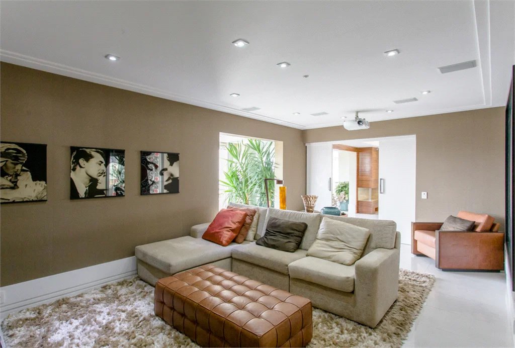 Apartamento à venda com 4 suítes em Vila Suzana, São Paulo, SP