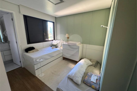 Apartamento à venda com 4 quartos, sendo 3 suítes,  em Vila Cruzeiro, São Paulo, SP