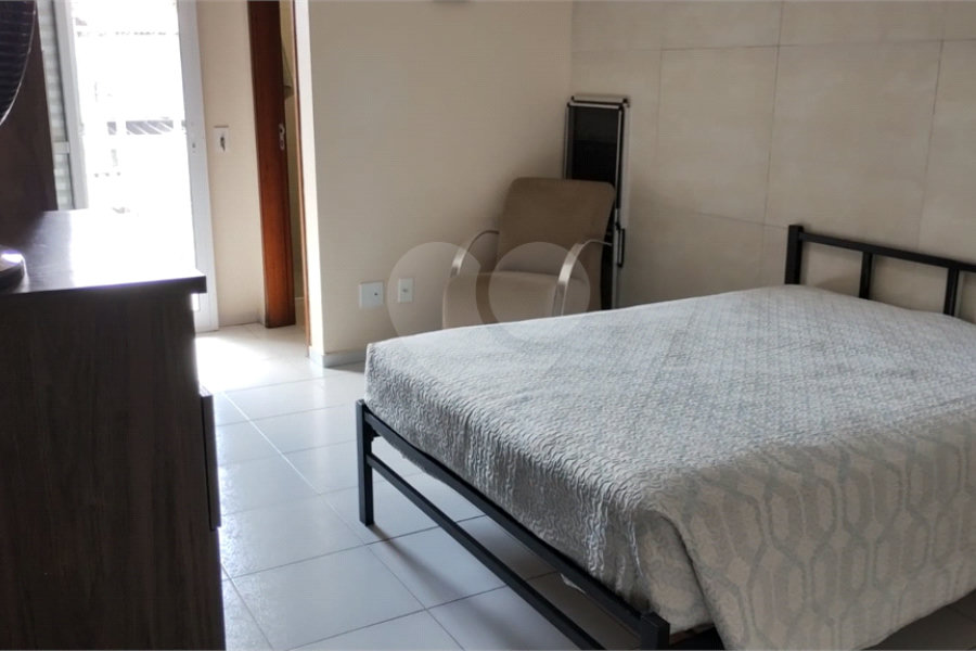 Sobrado à venda com 3 quartos, sendo 1 suíte,  em Penha, São Paulo, SP