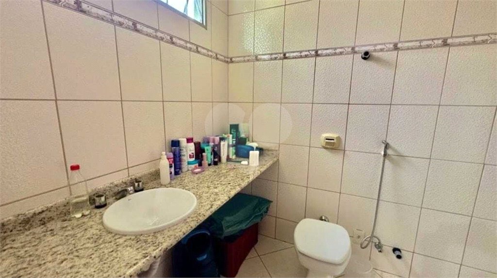 Casa à venda com 3 quartos, sendo 1 suíte, no condomínio San Siro, Jundiaí - SP