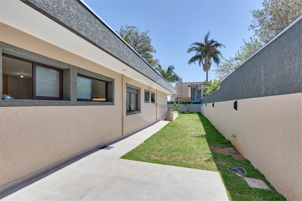 Casa Térrea à venda com 4 quartos, sendo 3 suítes, em Jardim Prudência, São Paulo, SP