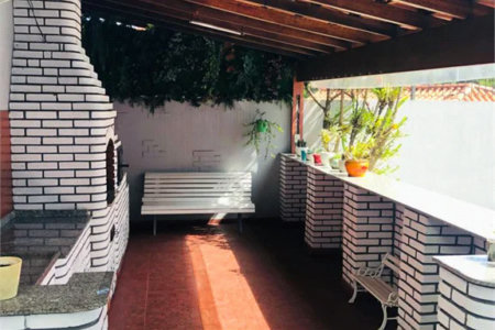 Casa Térrea à venda com 3 quartos, sendo 1 suíte, em Jardim Londrina, São Paulo, SP