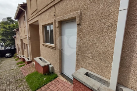 Casa para alugar com 2 suítes no condomínio Residencial Atucuri, São Paulo - SP