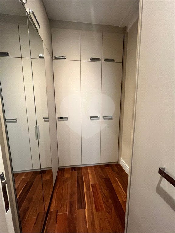 Casa à venda com 5 suítes no condomínio Cantareira, Mairiporã - SP