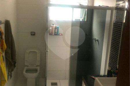 Casa à venda com 4 quartos, sendo 1 suíte, no condomínio Villagio Milano, Sorocaba - SP