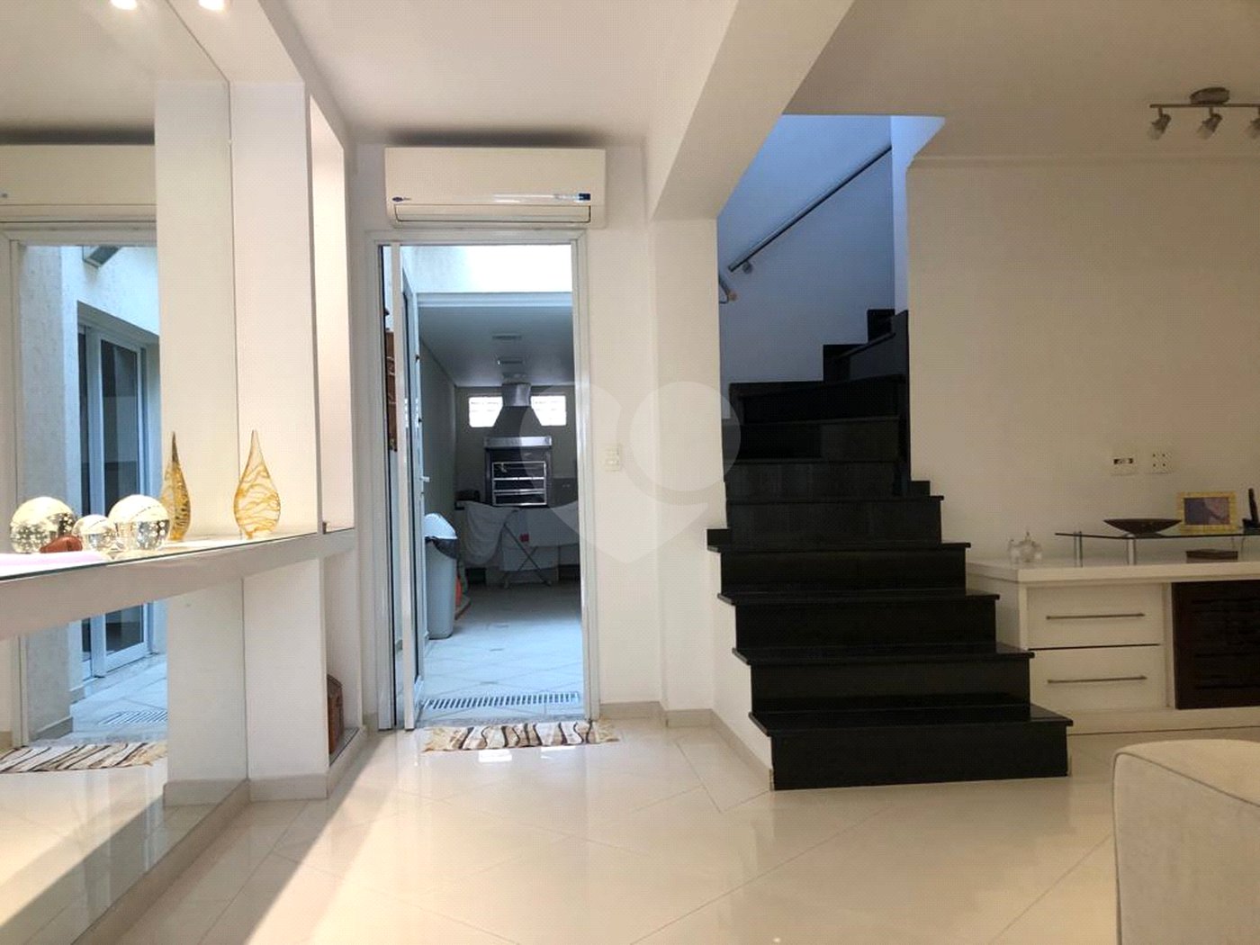 Casa à venda com 3 suítes em Santana, São Paulo, SP
