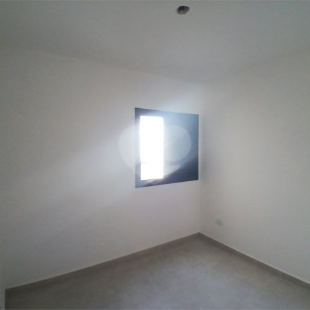 Casa à venda com 2 quartos no condomínio Sintra, São Paulo - SP