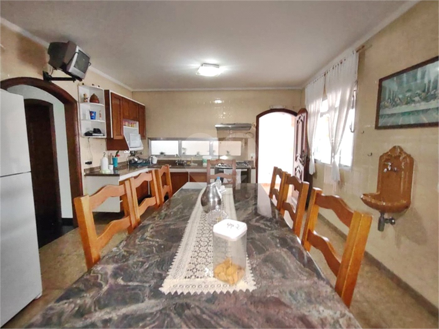 Casa à venda com 3 quartos, sendo 1 suíte, no condomínio Vila Paiva, São Paulo - SP