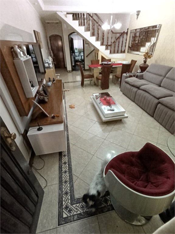 Sobrado à venda com 4 quartos, sendo 1 suíte, em Jaçanã, São Paulo, SP