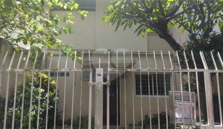 Sobrado à venda com 3 quartos, sendo 1 suíte,  em Alto da Boa Vista, São Paulo, SP