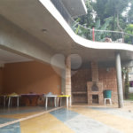 Casa à venda com 4 quartos, sendo 2 suítes, no condomínio Champs Elysees Village, Mairiporã - SP