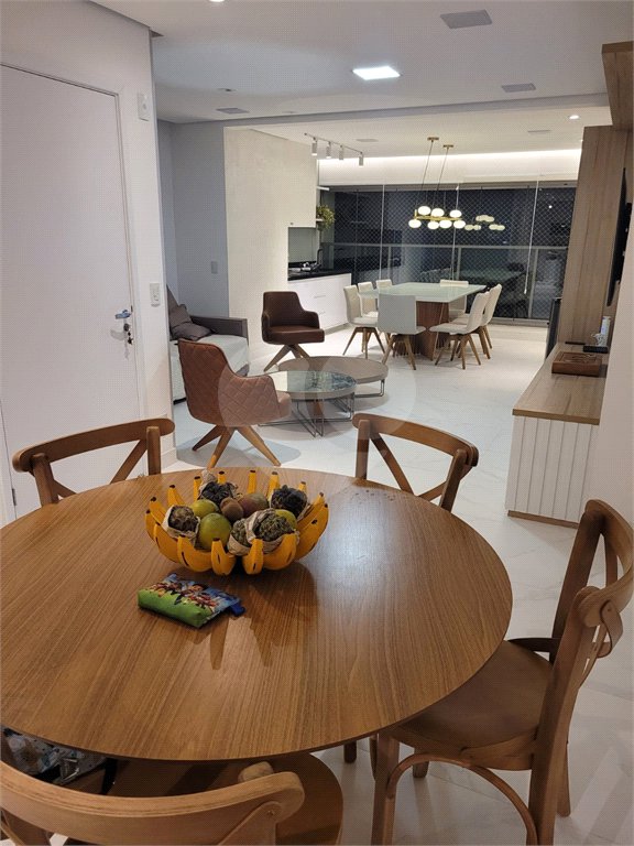 Apartamento à venda com 3 suítes em Indianópolis, São Paulo, SP